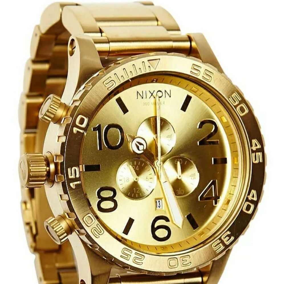 NEW NIXON GOLD 51-30 WATCH WITH BOX AND TAGS